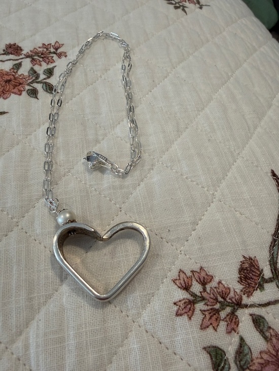 Jewelry - Artisan made Sterling Silver Heart Pendant Necklace with Pearl Accent